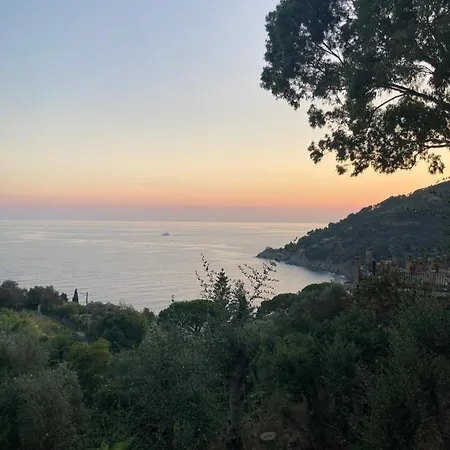 Nel Blu Dipinto Di Blu * Levanto