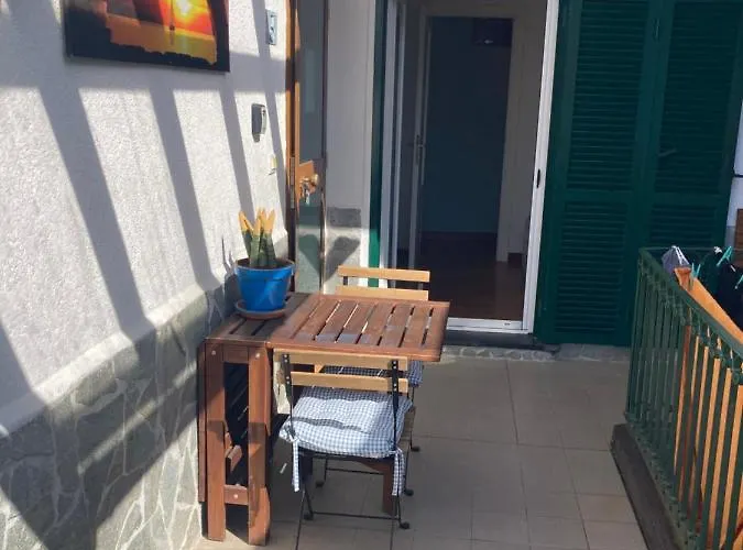 Apartman Nel Blu Dipinto Di Blu